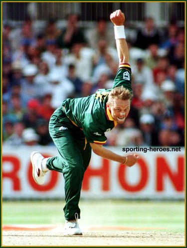 Allan Donald - South Africa - Test Record v Pakistan