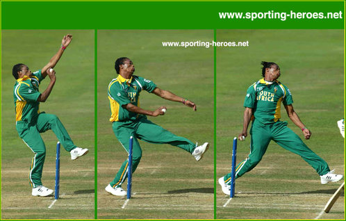 Makhaya Ntini - South Africa - Test Record v New Zealand