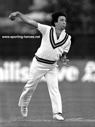 Abdul Qadir - Pakistan - Test Profile 1977-91
