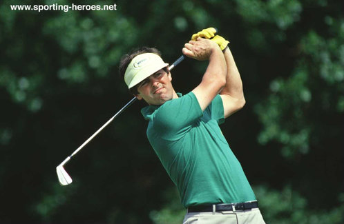 Bernard Gallacher - Scotland - 1979 Ryder Cup (P5, W4, L1)