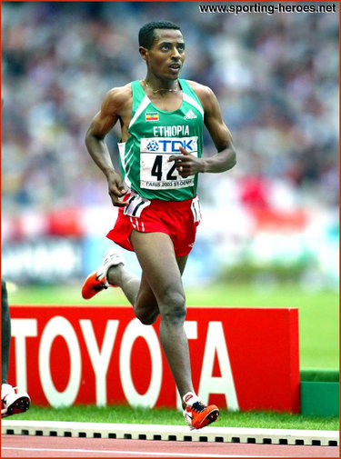 Kenenisa Bekele - Ethiopia - 2003 World Champship medals.
