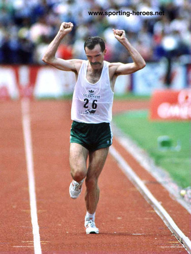 Robert De Castella - Australia - Commonwealth marathon title retained in 1986