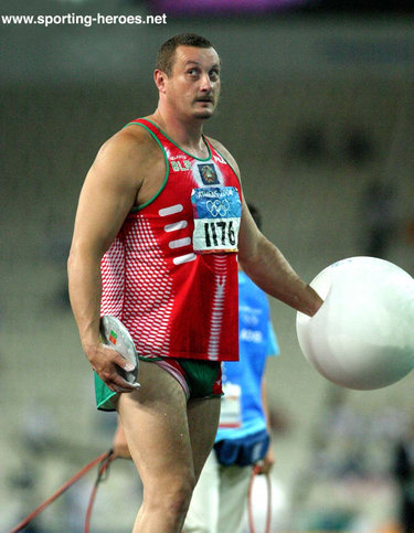 Vassily Kaptyukh - Belarus - Discus bronze medals in 1995, 1996 & 2003.