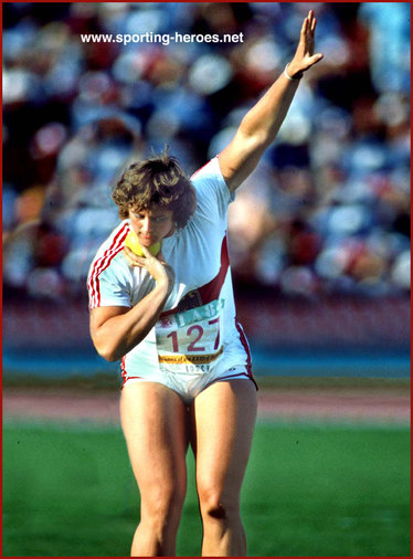Claudia Losch - 1984 Olympic Shot Put Champion by just 1cm