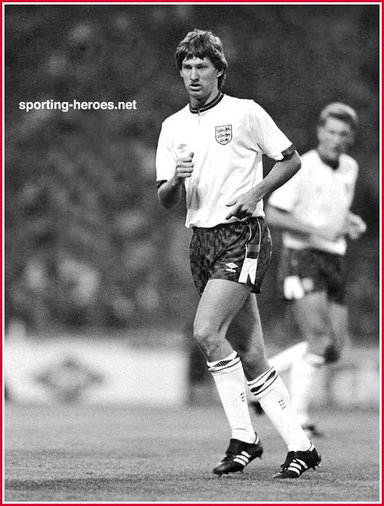 Tony Adams - England - Biography of his International career for England.