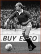 Bobby CHARLTON - Manchester United - Brief biography of his Man Utd career.
