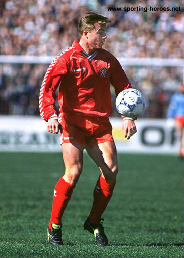 Gareth Hall - Wales - Welsh Caps 1988-92