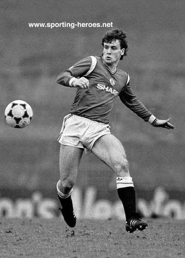 Mark Hughes - Manchester United - Biography of his football career at Man Utd.