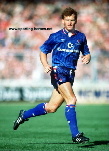 Erland Johnsen - Chelsea FC - Biography of career at Chelsea Football Club.