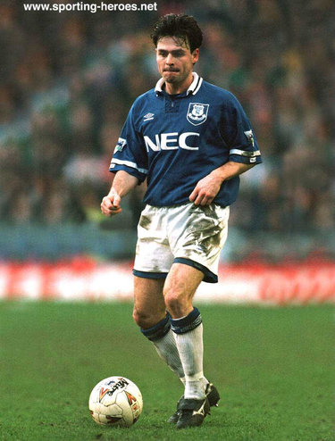 Anders Limpar - Everton FC - Biography of his Everton football career.