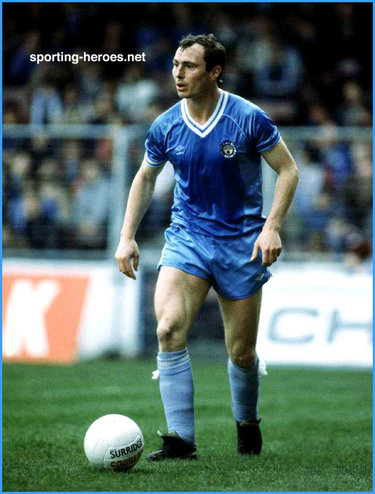 Bobby McDonald - Manchester City - Biography of his football career at Man City.