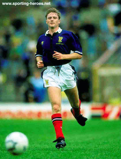 Stewart McKimmie - Scotland - International Football Caps for Scotland.