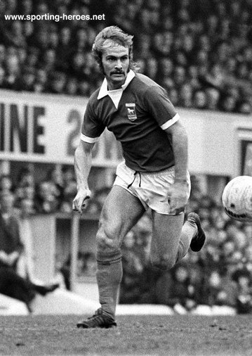 Mick Mills - Ipswich Town FC - Biography of his football career at Portman Road.