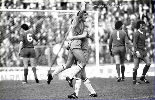 Peter Rhoades-Brown - Chelsea FC - Biography of his Chelsea career.