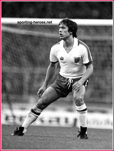Kenny Sansom - England - Biography of his football career for England.