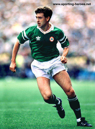 Kevin Sheedy - Ireland - INTERNATIONAL CAPS.