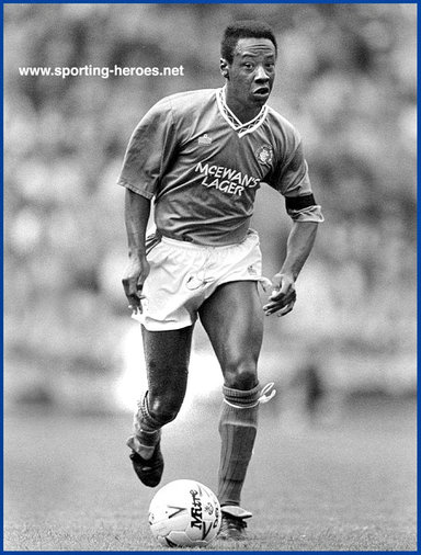 Mark Walters - Glasgow Rangers - Biography of his football career at Rangers.