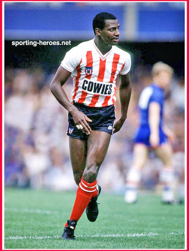 Gary Bennett - Sunderland FC - League appearances.