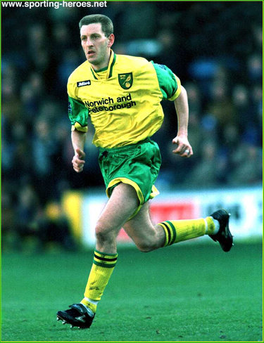 Ian Crook - Norwich City FC - League appearances.