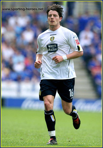 Gylfi Einarsson - Leeds United - League Appearances