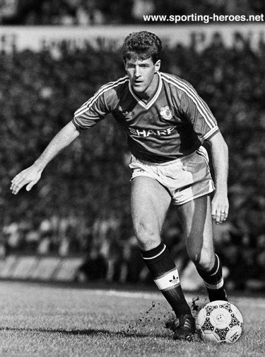 Colin Gibson - Manchester United - League appearances.