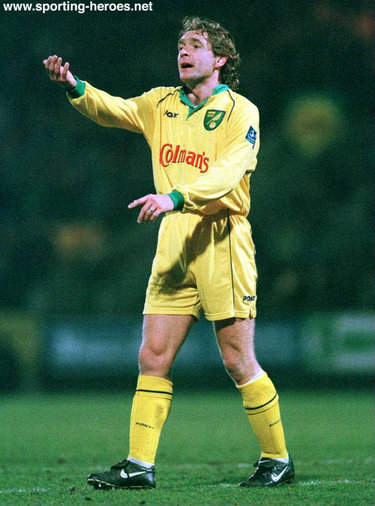 Peter Grant - Norwich City FC - League appearances.
