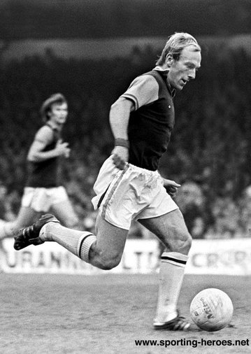 Ray Graydon - Aston Villa  - League appearances.