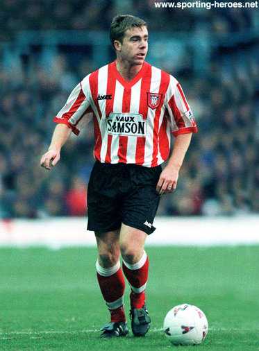 Gareth Hall - Sunderland FC - Football League appearances.