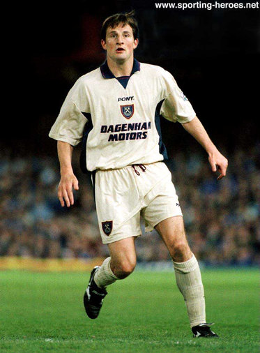 Richard Hall - West Ham United - League appearances.