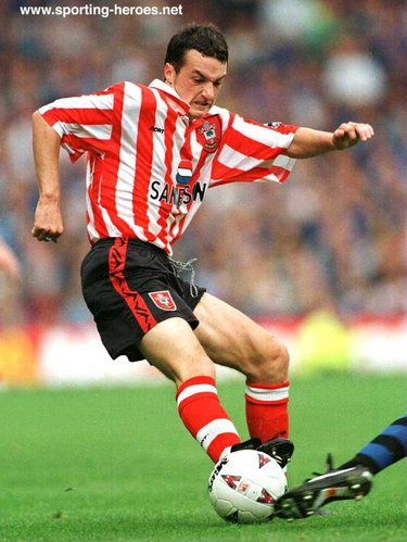 David R. HUGHES - Southampton FC - League Appearances.