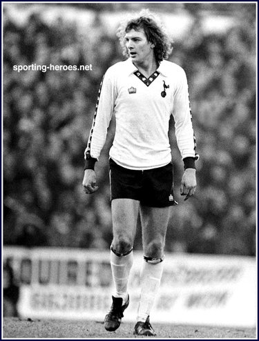 Chris Jones - Tottenham Hotspur - League appearances for Spurs.