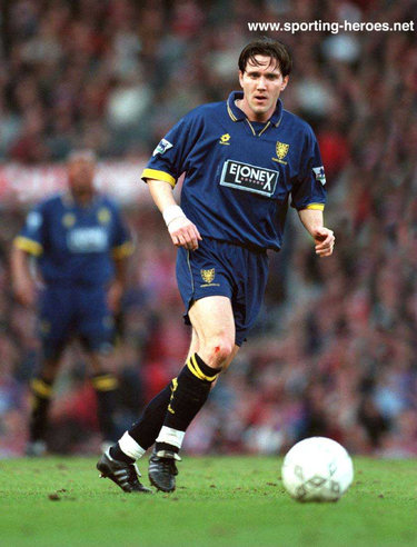 Oyvind Leonhardsen - Wimbledon FC - League Appearances