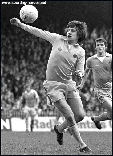 Peter Lorimer - Leeds United - League appearances.