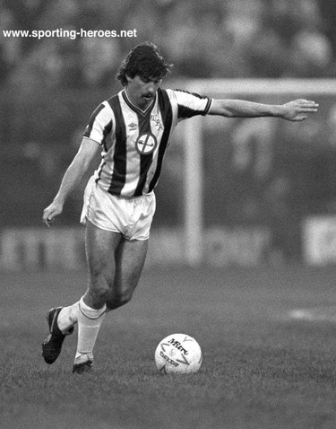 Steve MacKenzie - West Bromwich Albion - League appearances.