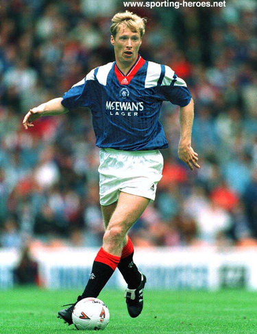 Alexei Mikhailichenko - Glasgow Rangers - League appearances.