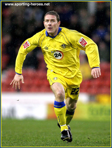 Ian THOMAS-MOORE - Leeds United - League appearances.