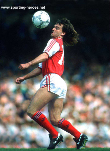 Charlie Nicholas - Arsenal FC - League appearances.