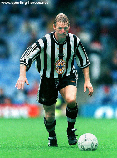 Stuart Pearce - Newcastle United - 1997/98-1998/99