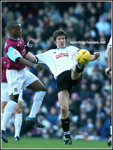 Grzegorz Rasiak - Derby County - League appearances.