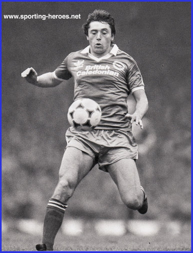 Michael Robinson - Brighton & Hove Albion - League appearances.