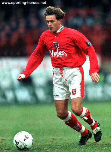 Mark Robson - Charlton Athletic - League appearances for Charlton.