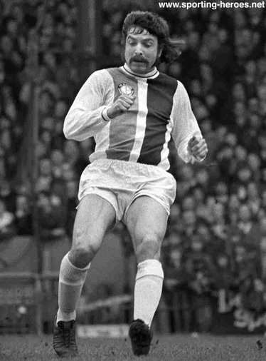 Don Rogers - Crystal Palace - League appearances.