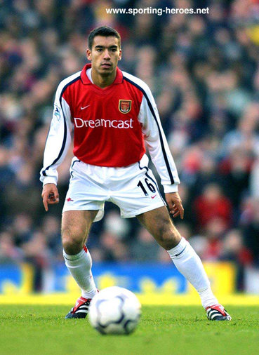 Giovanni Van Bronckhorst - Arsenal FC - 2001/02-2003/04