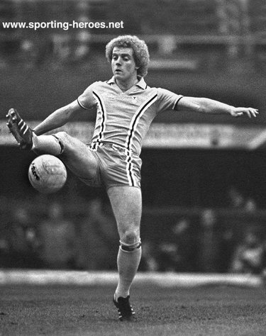 Ian Wallace - Coventry City - League appearances.