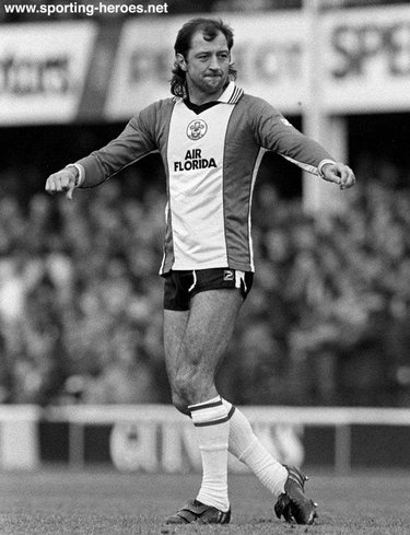 Frank Worthington - Southampton FC - League appearances for The Saints.