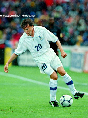 Enrico Chiesa - Italian footballer - FIFA Campionato del Mondo 1998