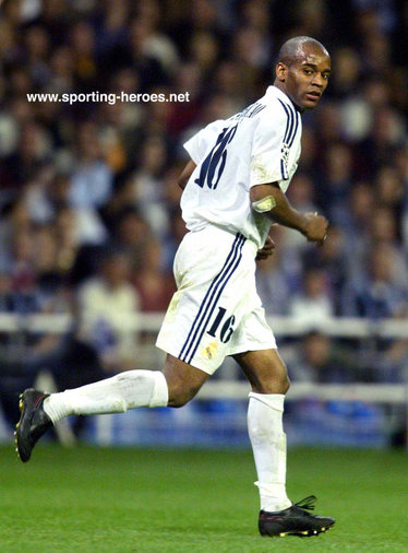 Flavio Conceicao - Real Madrid - UEFA Champions League 2002/03