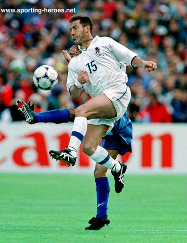 Angelo Di Livio - Italian footballer - FIFA Campionato del Mondo 1998