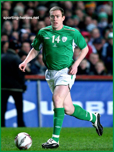 Richard Dunne - Ireland - FIFA World Cup 2006 Qualifying