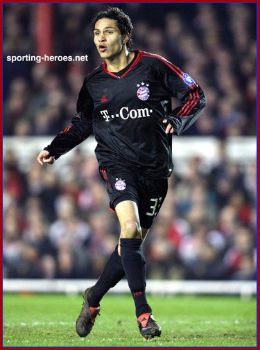 Jose Paolo Guerrero - Bayern Munchen - UEFA Champions League 2004/05